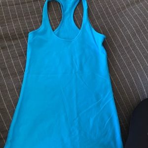 Lululemon tank